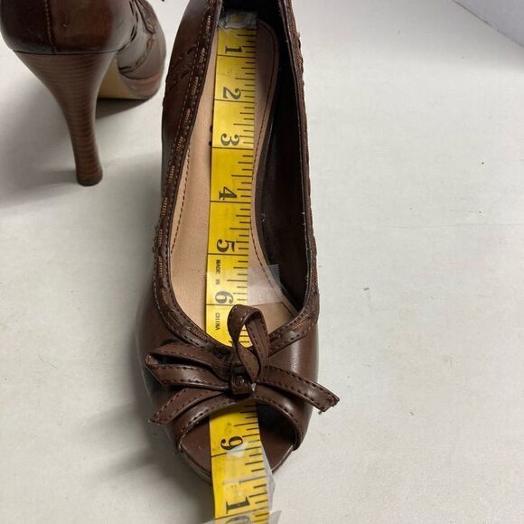 Y-NOT? Women’s Angelina Peep Toe Heels Size 7.5 M - Picture 4 of 9